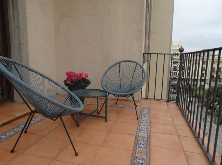 Ático dos dormitorios en el centro de Córdoba Esterno foto